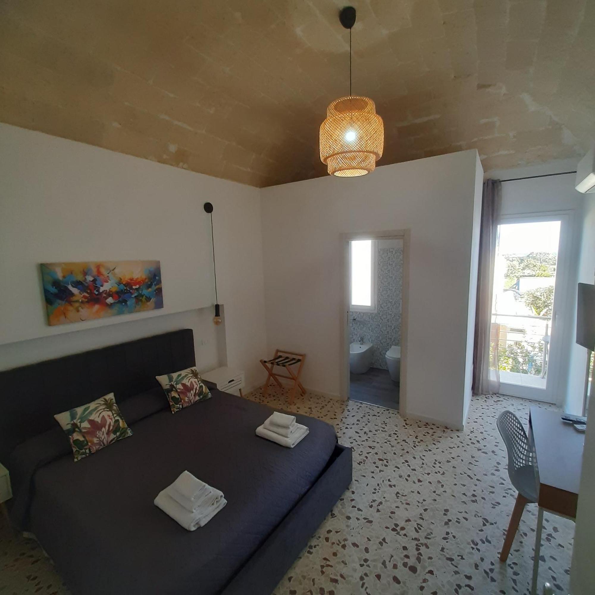 Ponente & Maestro Rooms Favignana Eksteriør billede